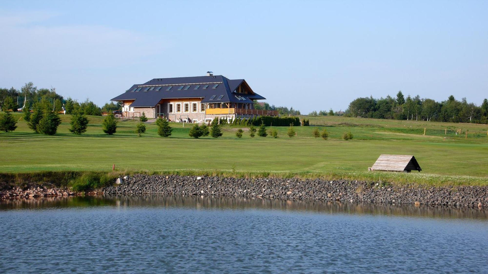 Hotel Krusnohorsky Dvur Cinovec Exterior photo